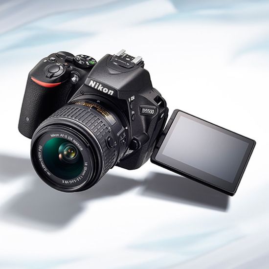 Nikon D5500 DSLR 的图片